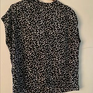 Black and whit blouse